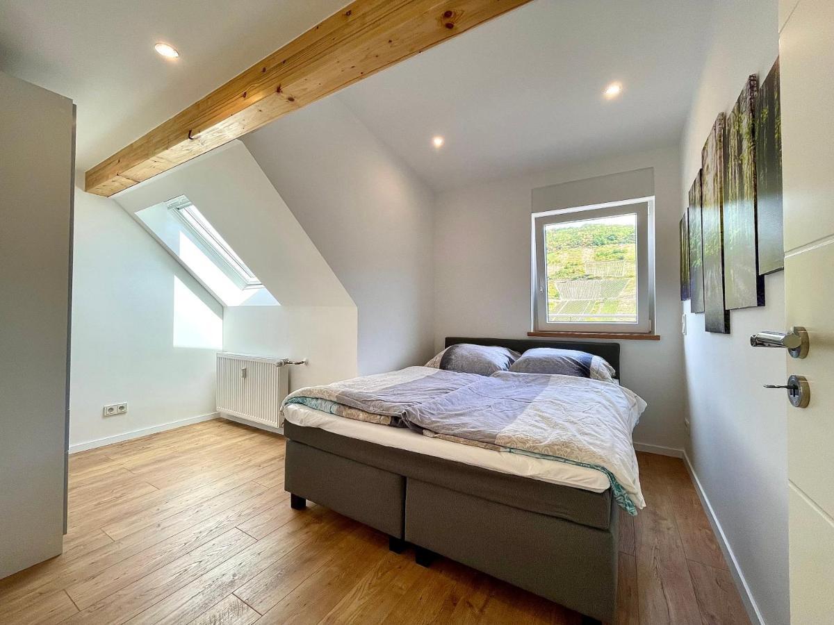 Sky Apartment, Blick Zur Mosel, Grosser Balkon, Kaffeemaschine, Smart Tv Zell an der Mosel Exteriör bild