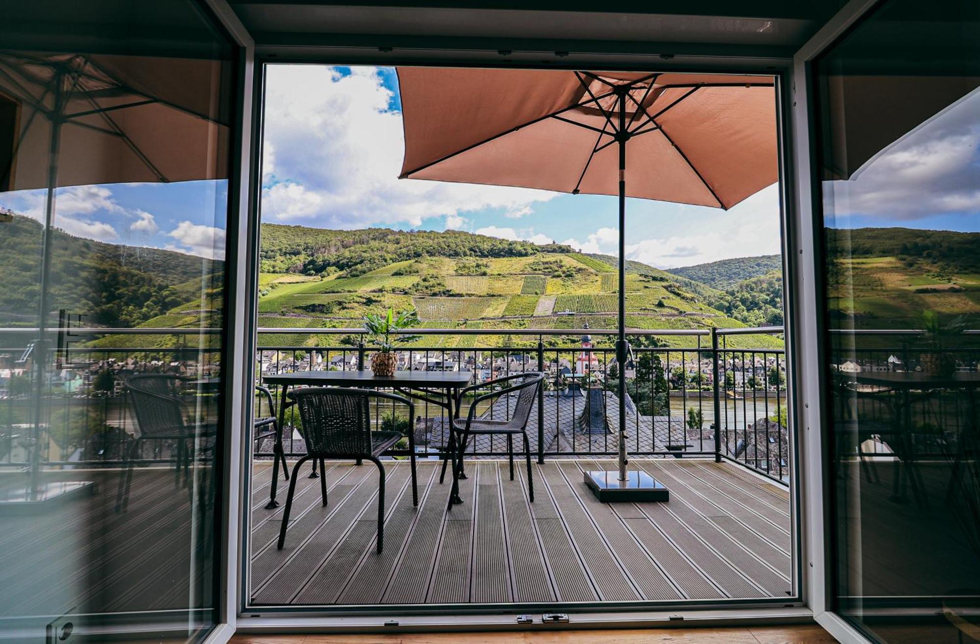 Sky Apartment, Blick Zur Mosel, Grosser Balkon, Kaffeemaschine, Smart Tv Zell an der Mosel Exteriör bild
